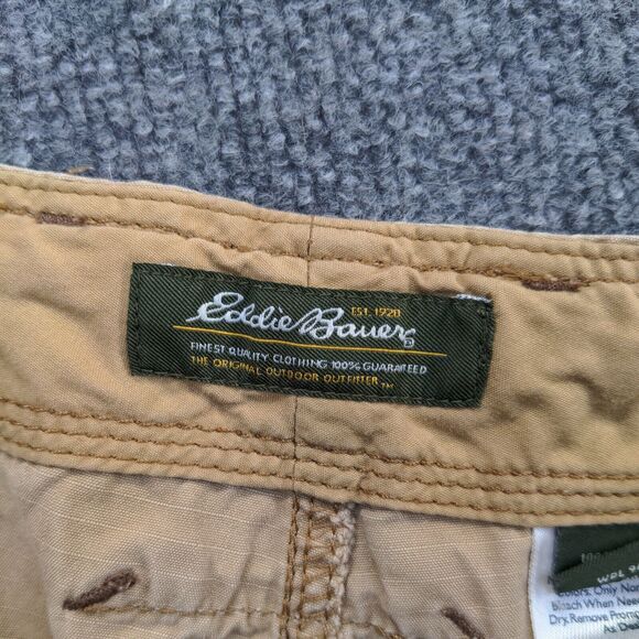 Eddie Bauer Women's Chino Shorts Tan Size 8 100% Cotton Slash Pockets - Picture 10 of 11